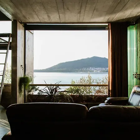 Appartamento Luxury Waterfront Loft With Panoramic Views Caminha