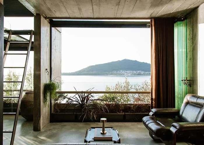 Luxury Waterfront Loft With Panoramic Views Apartament Caminha